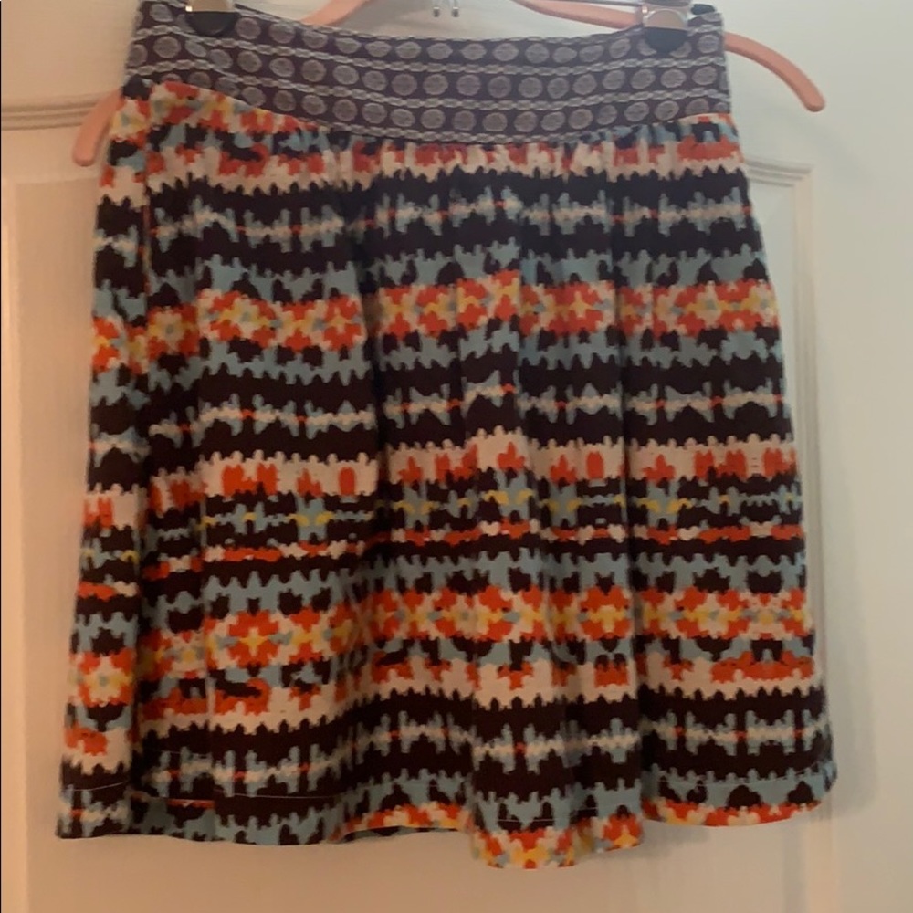 Flouncy, colorful mini skirt